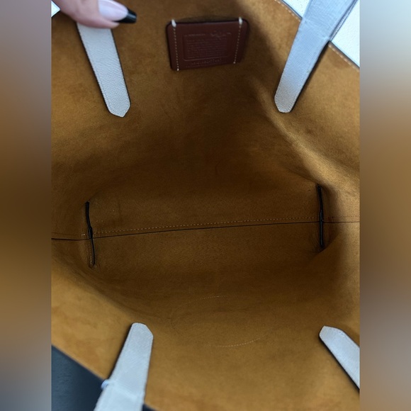 Wizard of Oz Coach Highline with motif tote *RARE* - Picture 3 of 16